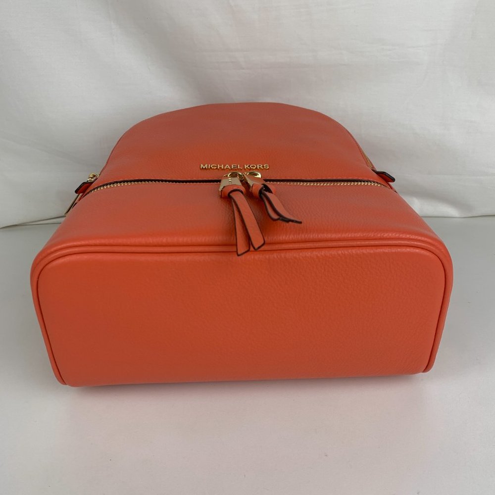 New Michael Kors Rhea Medium Leather Backpack - Picture 6 of 10